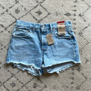 NWT Levi’s 501 Jean shorts
